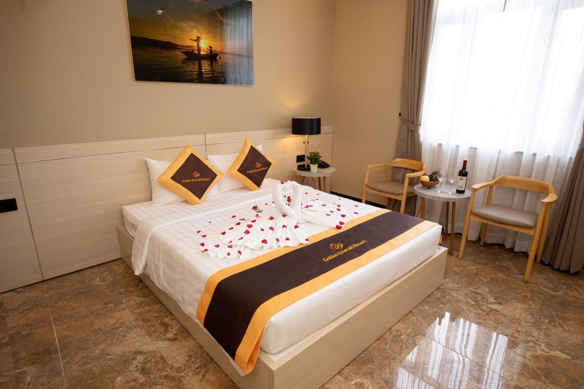 Hotel Golden Emerald