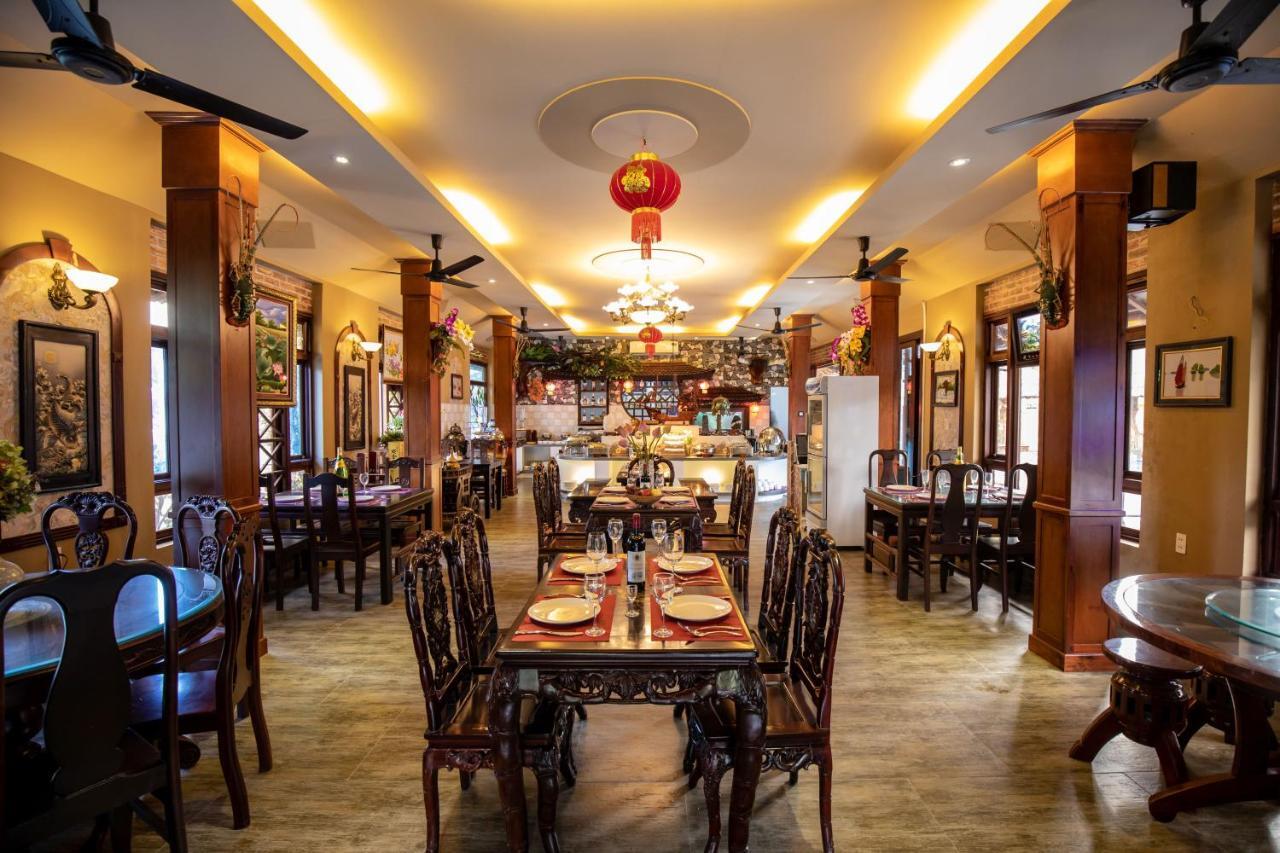 Golden Emerald Khách sạn 3*