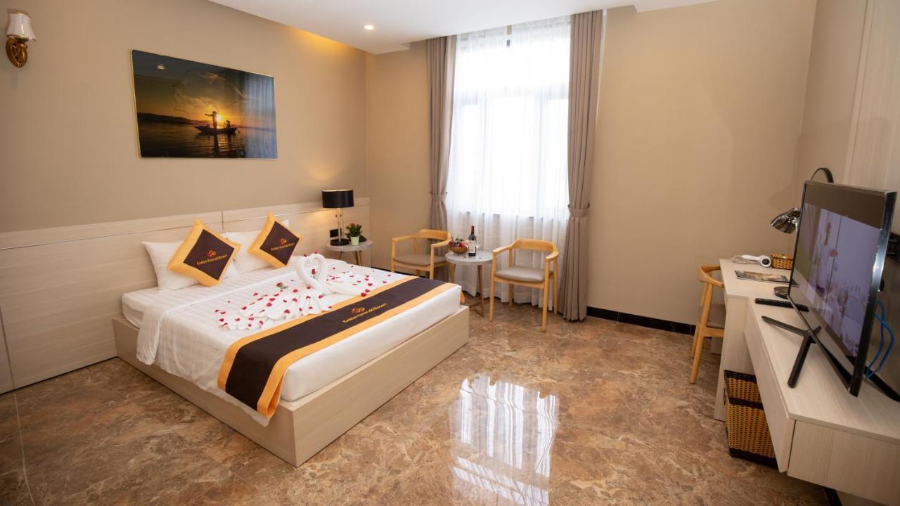 Golden Emerald Khách sạn TP. Hồ Chí Minh